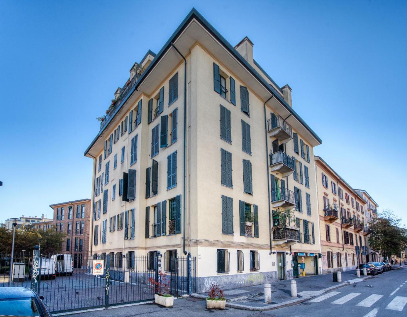 ミラノItalianflat - Il Giardino Del Naviglio Terraceアパートメント エクステリア 写真
